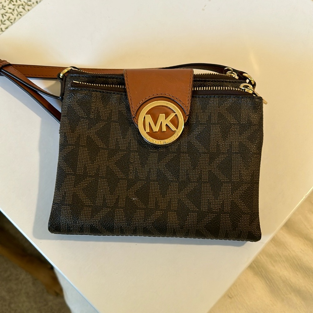 Michael Kors crossbody bag